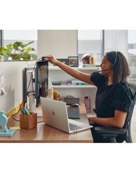 Poly Blackwire 3220 Auriculares Estéreo USB-C Negros + Adaptador de USB-C a USB-A