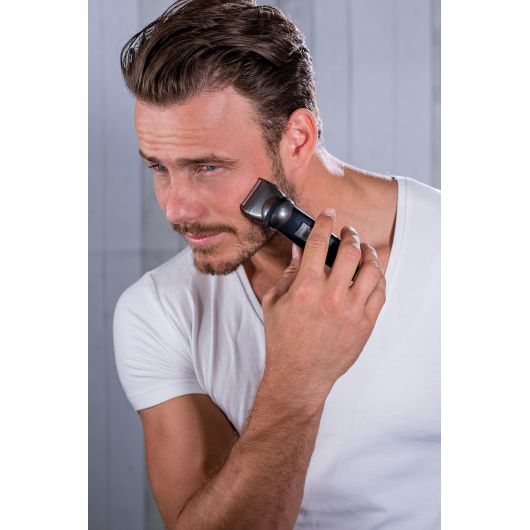 Wahl GroomsMan Body - Afeitadora Corporal + Barba Recargable Negro/Gris 2 Wahl GroomsMan Body - Afeitadora Corporal + Barba Recargable Negro/Gris