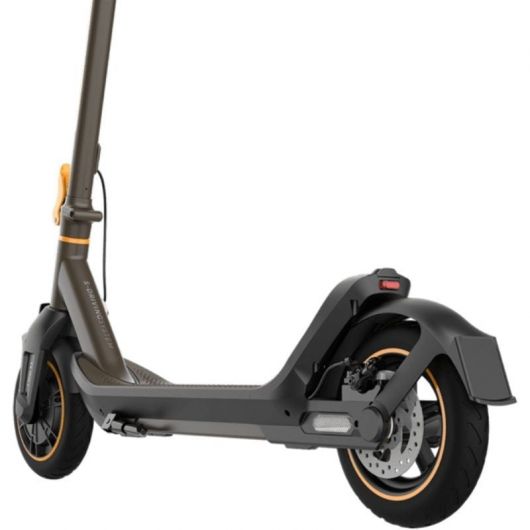 Patinete Eléctrico Cecotec Bongo Serie M30 Connected/ Motor 700W/ Ruedas 8 Patinete Eléctrico Cecotec Bongo Serie M30 Connected/ Motor 700W/ Ruedas 8.5'/ 25km/h/ Autonomía 30km/ Negro