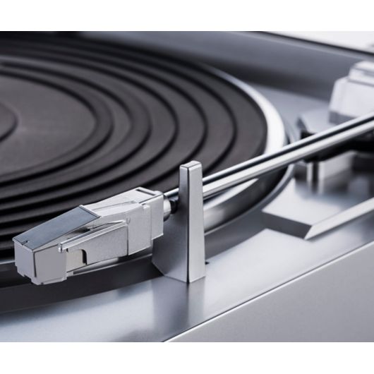 Denon DP-29F Plata / Tocadiscos HiFi 7 Denon DP-29F Plata / Tocadiscos HiFi