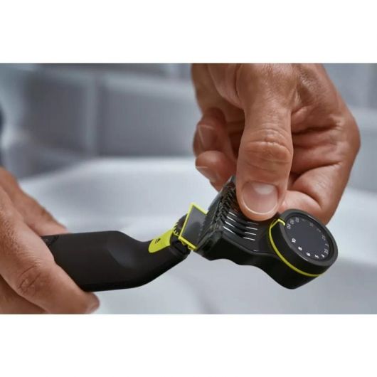 Cortabarbas + Recortadora Philips Oneblade Pro 360 QP6552/15/ con Batería/ 5 Accesorios 5 Cortabarbas + Recortadora Philips Oneblade Pro 360 QP6552/15/ con Batería/ 5 Accesorios