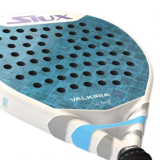 Pala de Pádel Siux Valkiria Pro 2025 (Sofia Araujo)/ Blanco y Azul 3 Pala de Pádel Siux Valkiria Pro 2025 (Sofia Araujo)/ Blanco y Azul